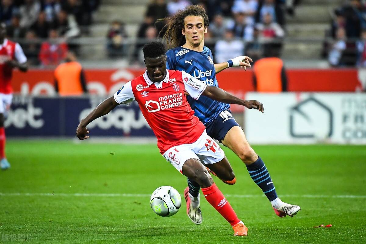 星空娱乐官方下载 -转会期山东泰山调整名单以备法甲，内部沟通环节打磨，质疑声仍在，医务组通报恢复的简单介绍