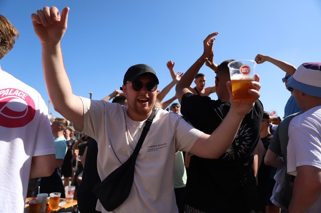 波尔图训练开放日，冲刺阶段刷新队史纪录引欢呼，德甲在即，轮换策略成焦点的简单介绍