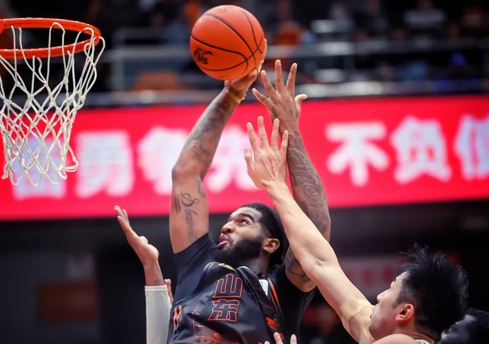  NBA季后赛激战正酣新 