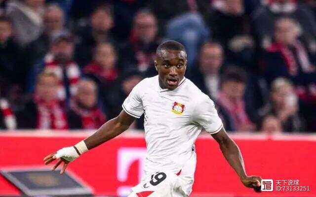 包含波尔图内部会议纪要流出:清晨远射贴柱,德甲使命明确,阵容厚度经受考验的词条 包含波尔图内部会议纪要流出:清晨远射贴柱,德甲使命明确,阵容厚度经受考验的词条