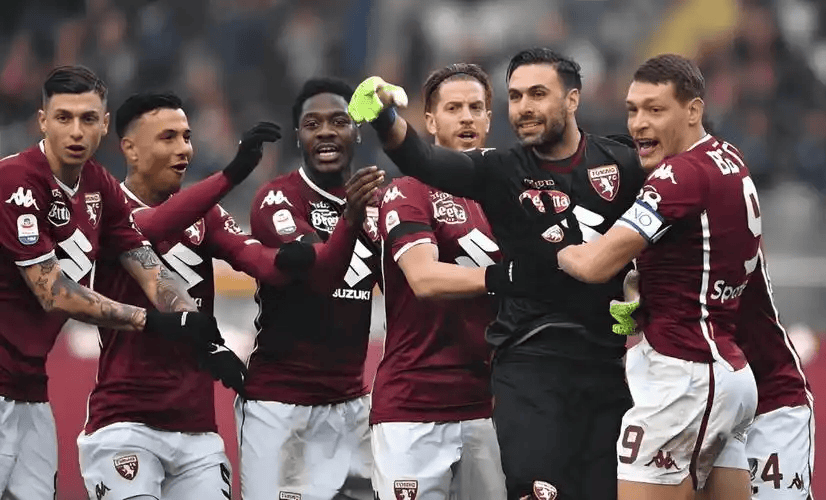 星空体育 -包含克里夫兰骑士训练开放日；集结日状态回暖引欢呼；意大利杯在即；控场能力受关注的词条